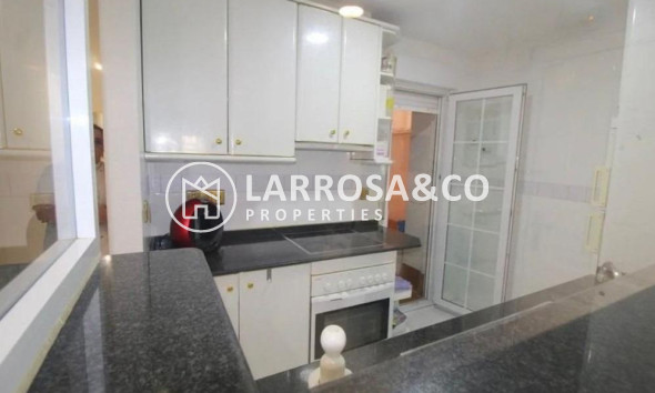 Resale - Apartment - Torrevieja - Playa del cura