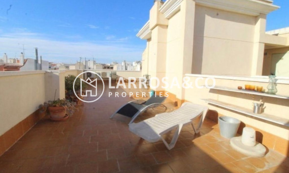 Resale - Apartment - Torrevieja - Playa del cura