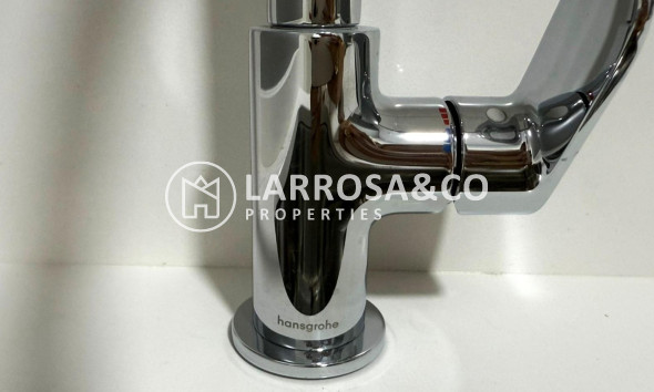 Resale - Apartment - Torrevieja - Parque de las Naciones