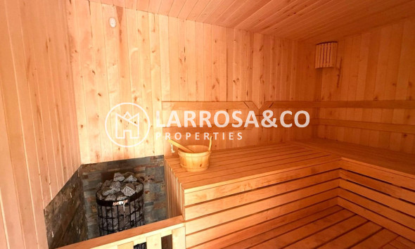 Resale - Apartment - Torrevieja - Parque de las Naciones