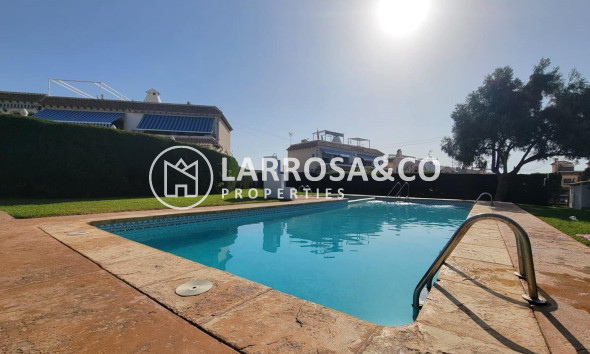 Resale - Bungalow - Torrevieja - Los Frutales