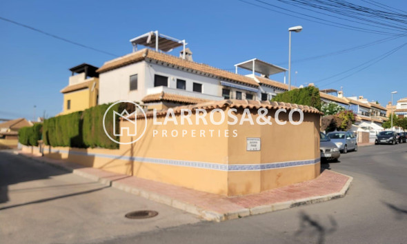 Resale - Bungalow - Torrevieja - Los Frutales