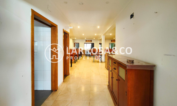 A Vendre - Commercial space - Torrevieja - Costa Blanca