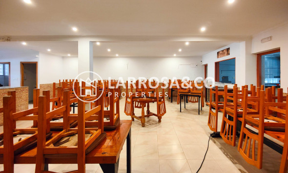 A Vendre - Commercial space - Torrevieja - Costa Blanca