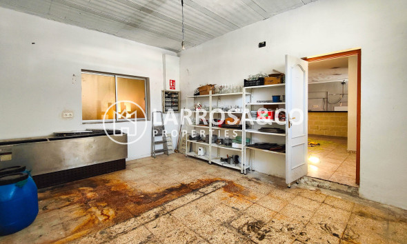 A Vendre - Commercial space - Torrevieja - Costa Blanca