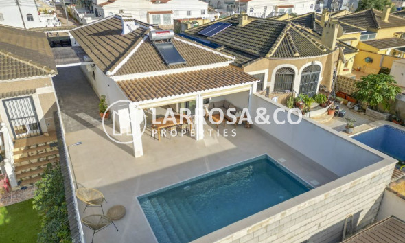 A Vendre - Villa - Torrevieja - Costa Blanca