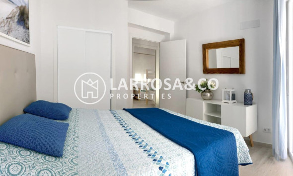 Resale - Apartment - Guardamar del Segura - Guardamar Playa