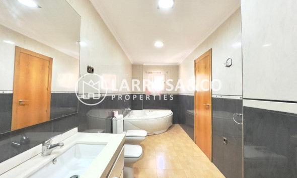 A Vendre - Apartment - Torrevieja - Centro