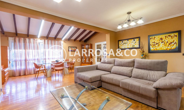 Resale - Detached House/Villa - Torrevieja - Los Balcones