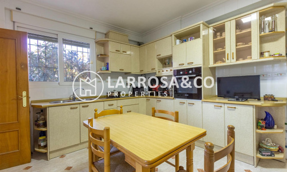 Resale - Detached House/Villa - Torrevieja - Los Balcones