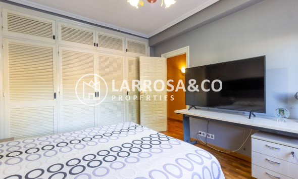 Resale - Detached House/Villa - Torrevieja - Los Balcones