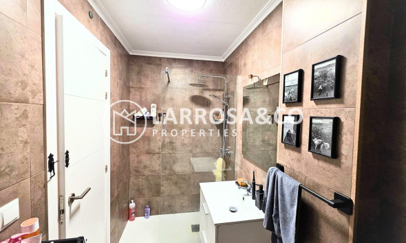 Reventa - Apartamento - Torrevieja - Playa del cura