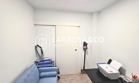 Reventa - Apartamento - Torrevieja - Playa del cura