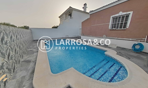 Reventa - Chalet - Torrevieja - San luis