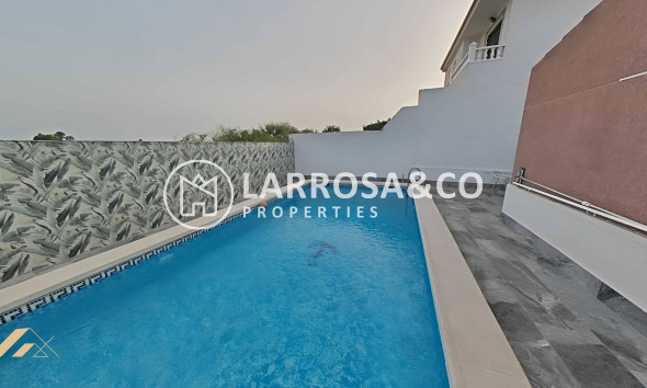 Reventa - Chalet - Torrevieja - San luis