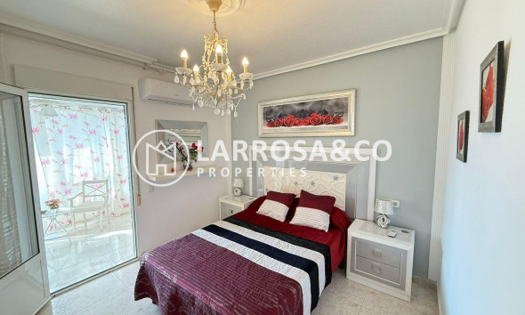 Reventa - Adosado - Torrevieja - Calas blanca