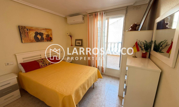 Reventa - Adosado - Torrevieja - Calas blanca