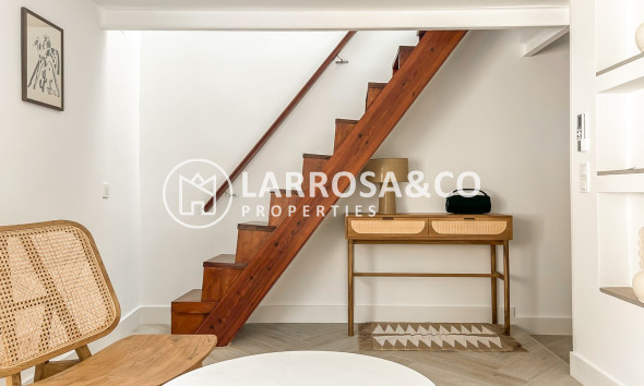 Resale - Apartment - Alicante - Costa Blanca