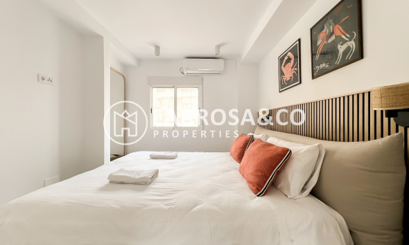 Resale - Apartment - Alicante - Costa Blanca