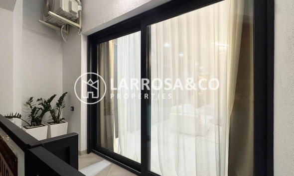 Resale - Apartment - Torrevieja - Los Locos Beach