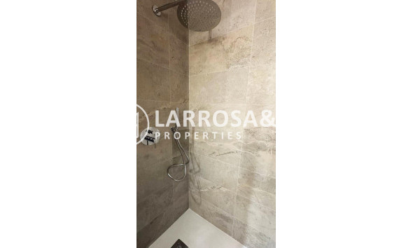 Resale - Apartment - Torrevieja - Los Locos Beach