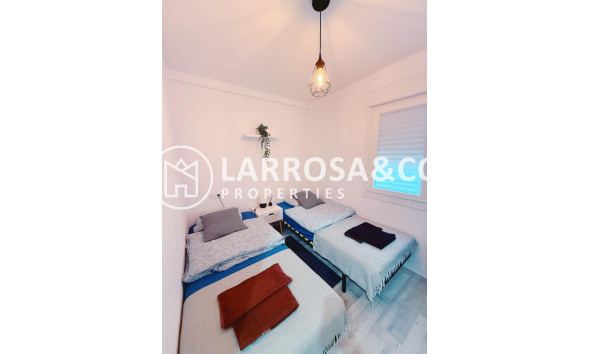 Reventa - Apartamento - Torrevieja - Playa del cura