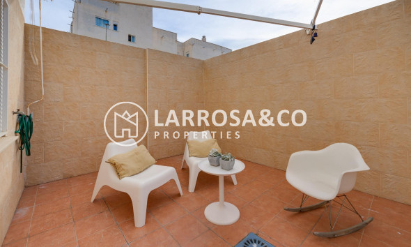 Resale - Apartment - Torrevieja - Centro