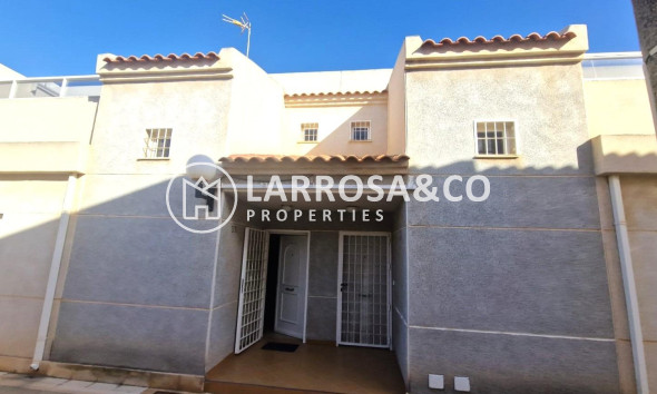 Resale - Semi-detached house - Torrevieja - Torreblanca