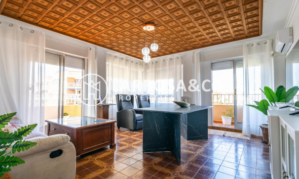 Resale - Apartment - Torrevieja - Costa Blanca