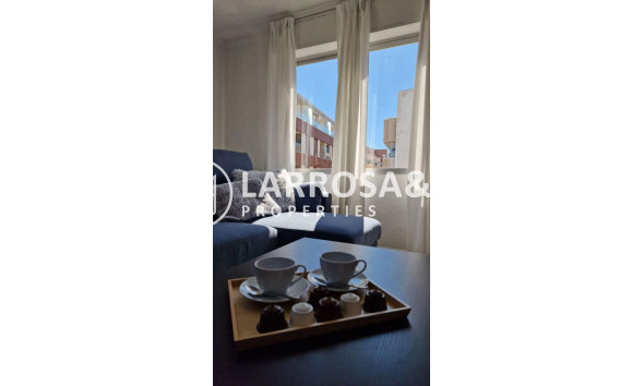 Herverkoop - Apartment - Torrevieja - Los Locos Beach