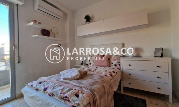 Herverkoop - Apartment - Torrevieja - Los Locos Beach