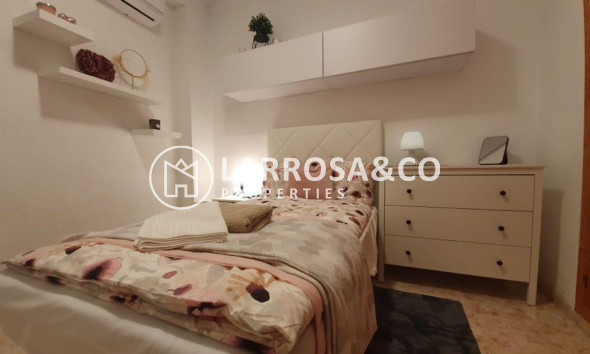 Herverkoop - Apartment - Torrevieja - Los Locos Beach