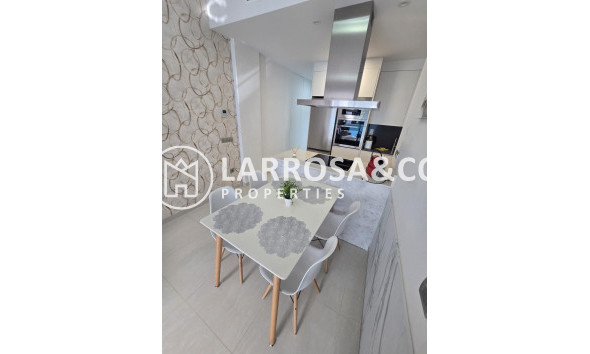 Reventa - Apartamento - Torrevieja - Estacion de autobuses