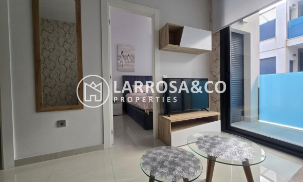 Reventa - Apartamento - Torrevieja - Estacion de autobuses