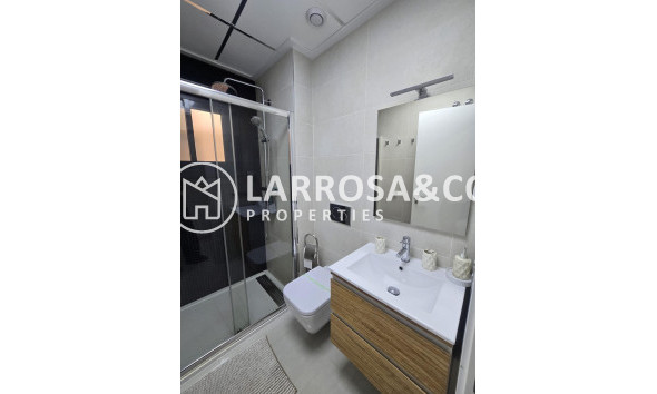 Reventa - Apartamento - Torrevieja - Estacion de autobuses