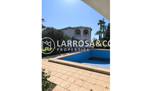 Herverkoop - Villa - Torrevieja - La siesta