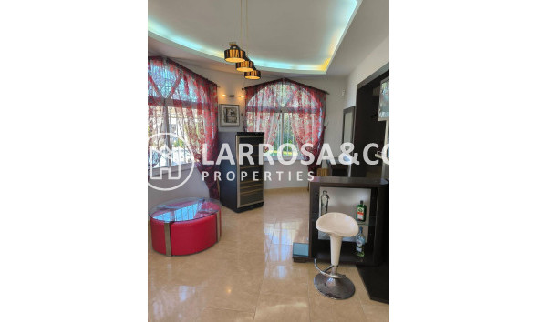 Herverkoop - Villa - Torrevieja - La siesta