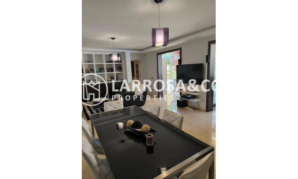 Herverkoop - Villa - Torrevieja - La siesta