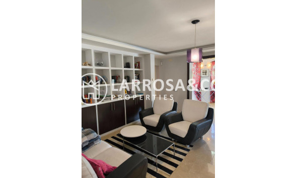 Herverkoop - Villa - Torrevieja - La siesta