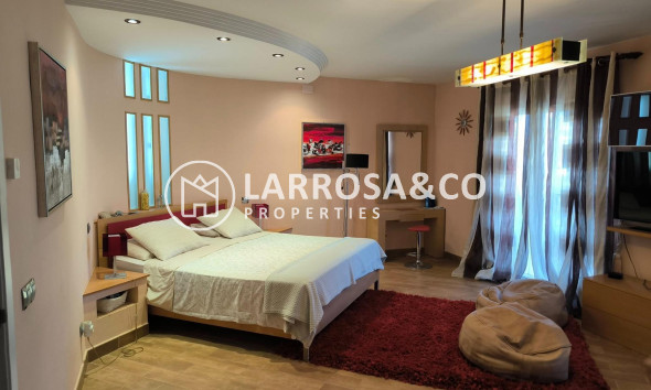 Herverkoop - Villa - Torrevieja - La siesta