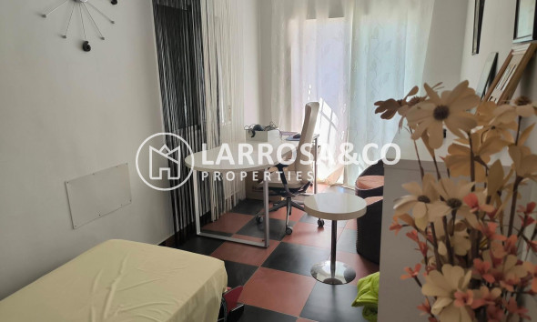 Herverkoop - Villa - Torrevieja - La siesta