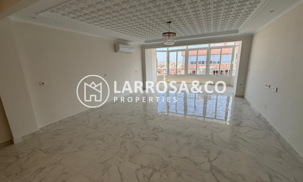 Resale - Penthouse  - Torrevieja - Acequion