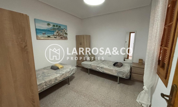 Resale - Apartment - Torrevieja - Los Frutales