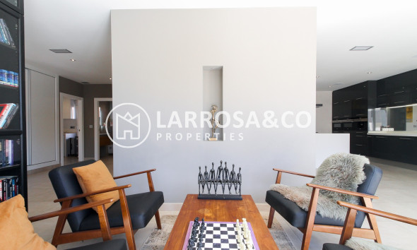 Resale - Detached House/Villa - Torrevieja - Costa Blanca