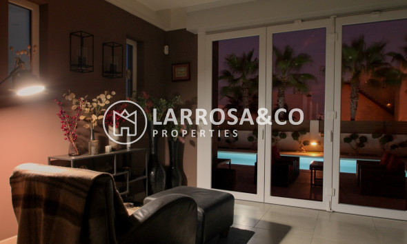 Resale - Detached House/Villa - Torrevieja - Costa Blanca