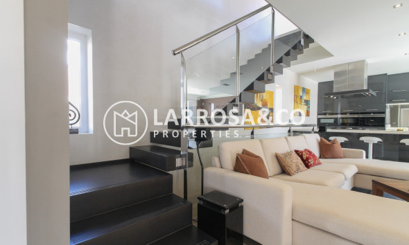 Resale - Detached House/Villa - Torrevieja - Costa Blanca