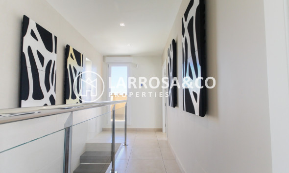 Resale - Detached House/Villa - Torrevieja - Costa Blanca