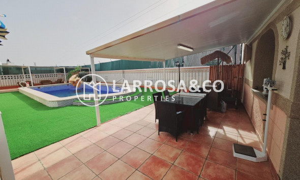 Resale - Detached House/Villa - Torrevieja - La Siesta - El Salado - Torreta