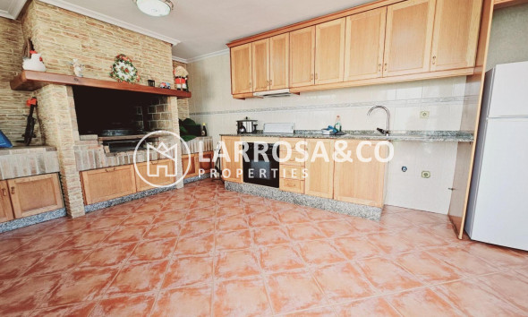Resale - Detached House/Villa - Torrevieja - La Siesta - El Salado - Torreta