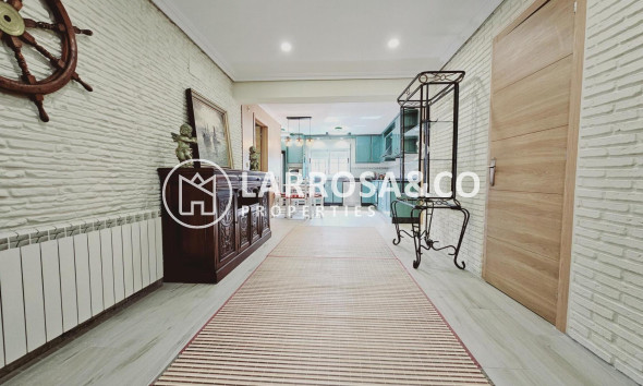 Resale - Detached House/Villa - Torrevieja - La Siesta - El Salado - Torreta